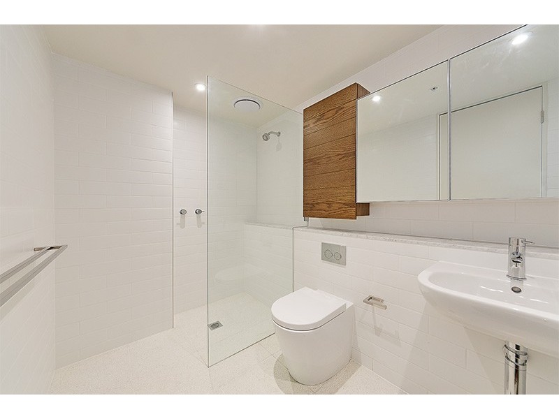 R803/200-220 Pacific Highway, Crows Nest NSW 2065
