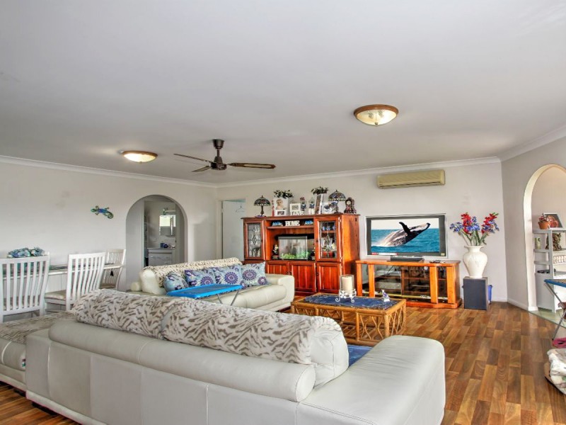 61 Helsham Street, Point Vernon QLD 4655
