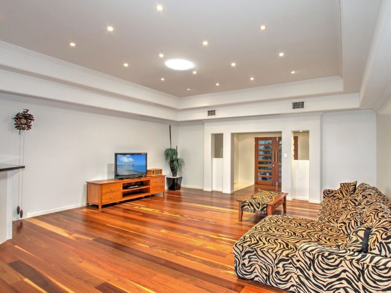 5 Pinehurst Drive, Wondunna QLD 4655