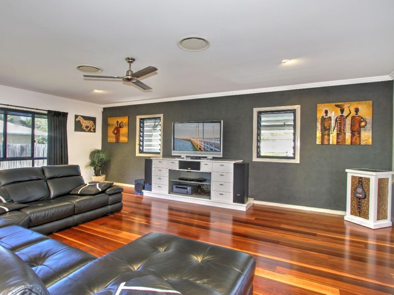 5 Pinehurst Drive, Wondunna QLD 4655