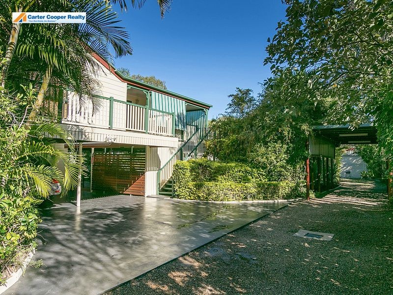 55a Ladbroke Cresent, Urangan QLD 4655