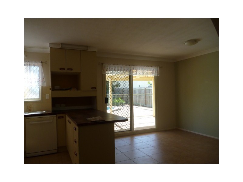 84 Old Maryborough Road, Pialba QLD 4655