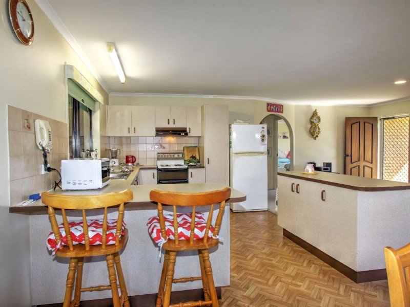 65 Cunningham Street, Torquay QLD 4655