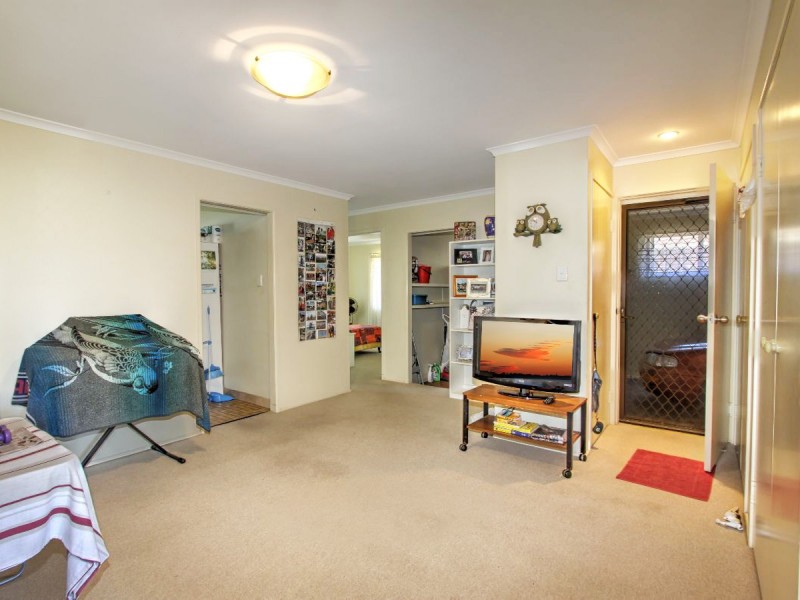 65 Cunningham Street, Torquay QLD 4655