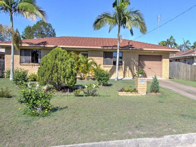 65 Cunningham Street, Torquay QLD 4655