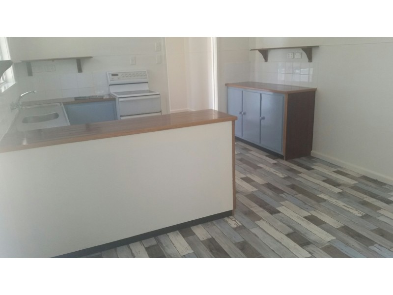 101 Long Street, Point Vernon QLD 4655