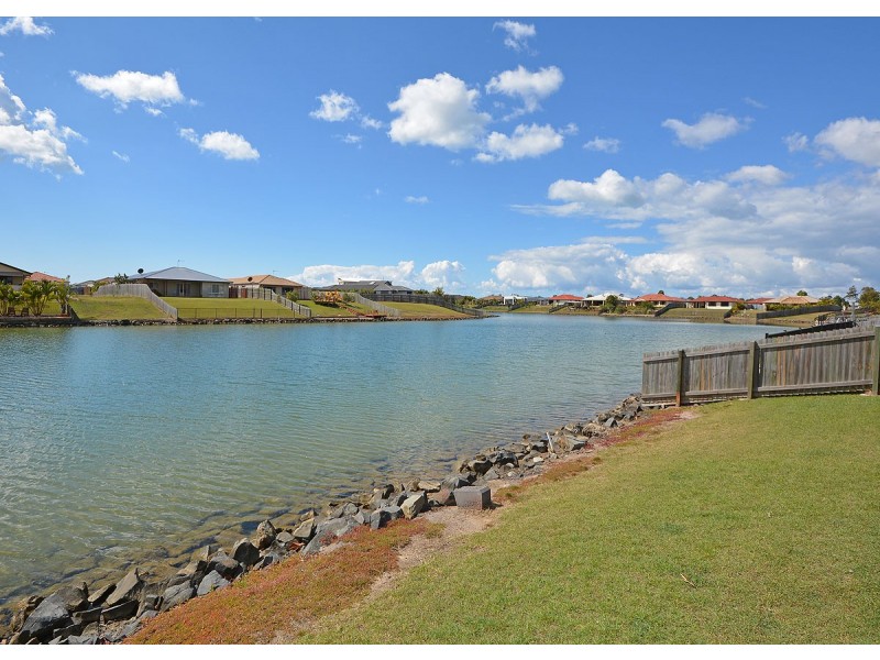 43 Endeavour Way, Eli Waters QLD 4655