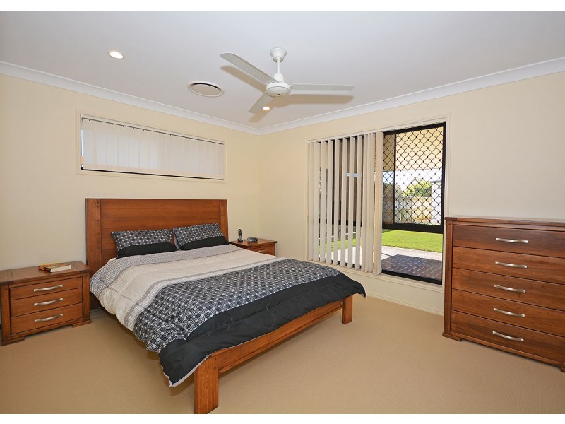 10 Treviso Court, Urangan QLD 4655