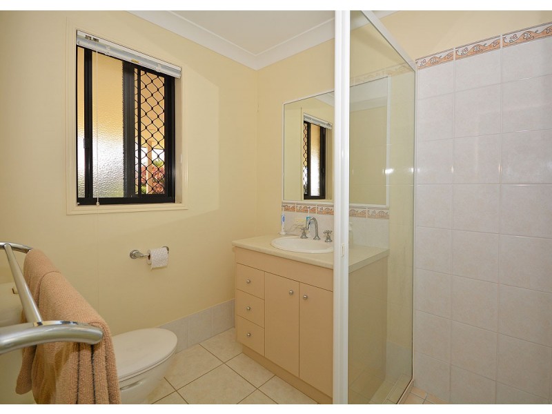 10 Treviso Court, Urangan QLD 4655