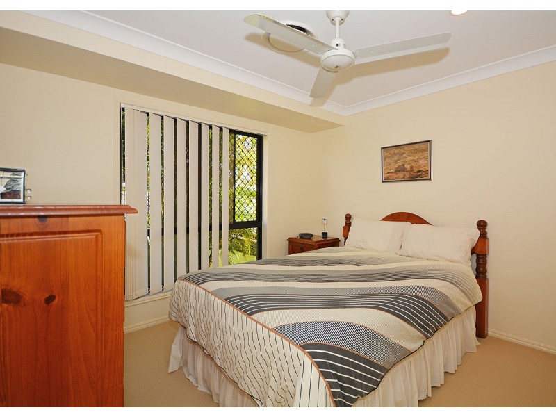 10 Treviso Court, Urangan QLD 4655