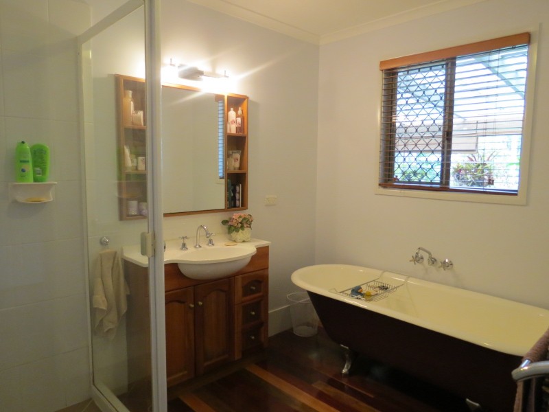 2 Allerton Road, Booral QLD 4655