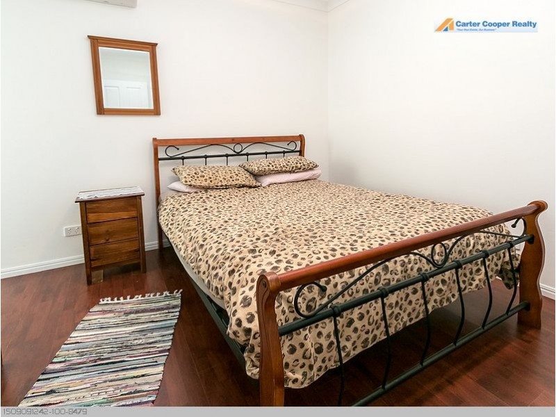 25 Francis Avenue, Booral QLD 4655