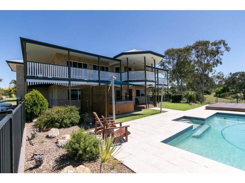 25 Francis Avenue, Booral QLD 4655