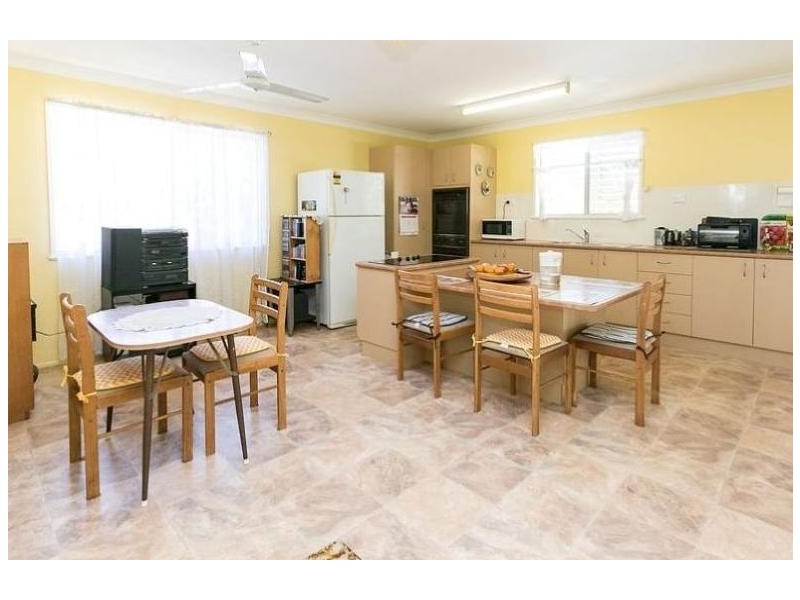 17 McKean Road, Scarness QLD 4655