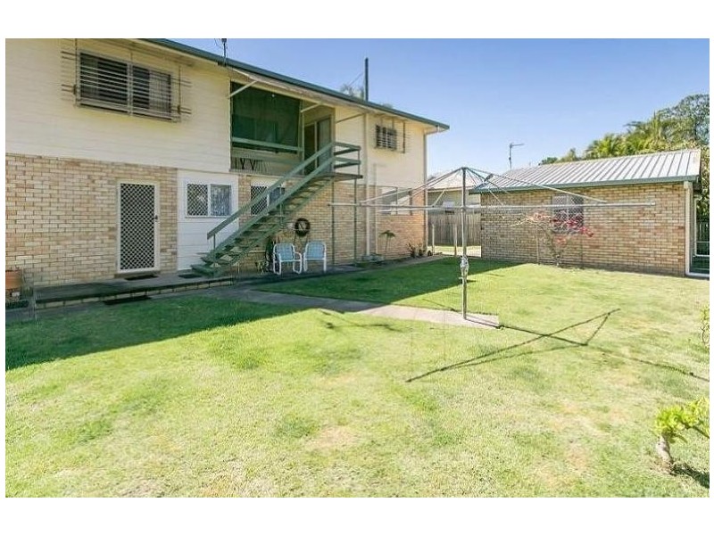 17 McKean Road, Scarness QLD 4655
