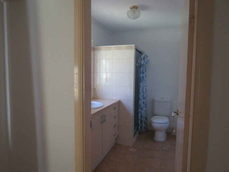 24 Prince Street, Urangan QLD 4655