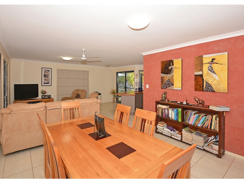 14 Kingston Close, Wondunna QLD 4655