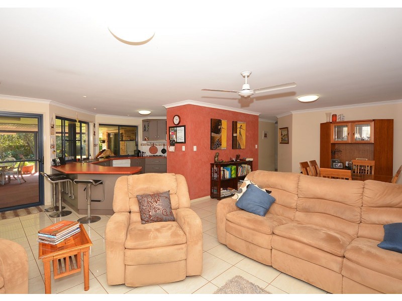 14 Kingston Close, Wondunna QLD 4655