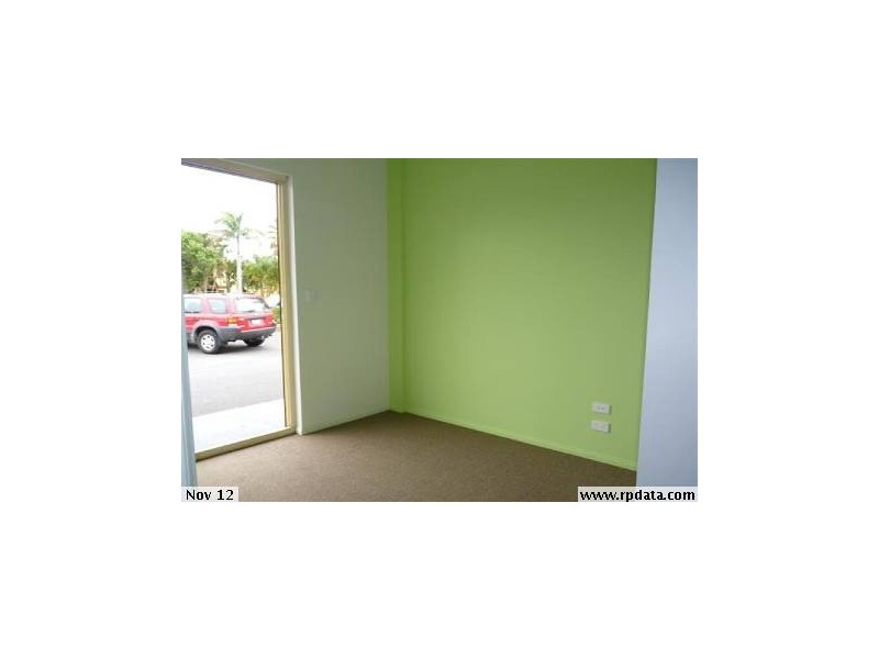 2 Coral Street, Urangan QLD 4655