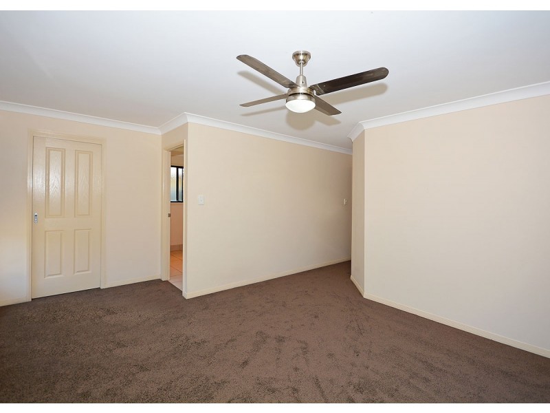 17 Kestrel Court, Eli Waters QLD 4655