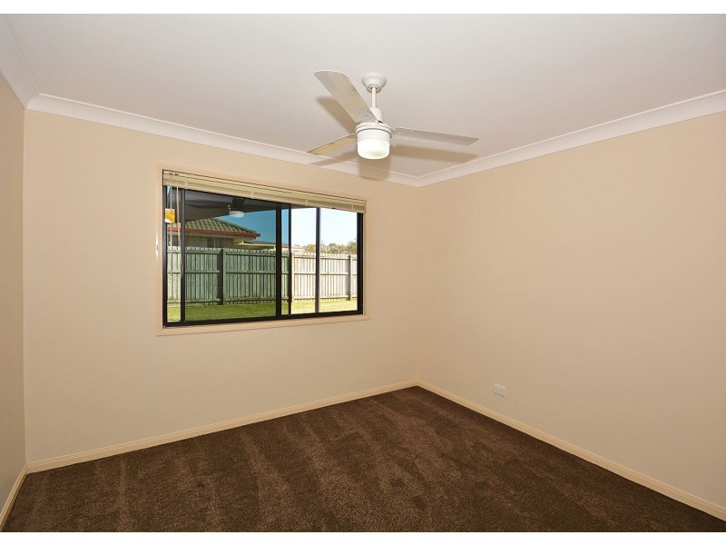 17 Kestrel Court, Eli Waters QLD 4655