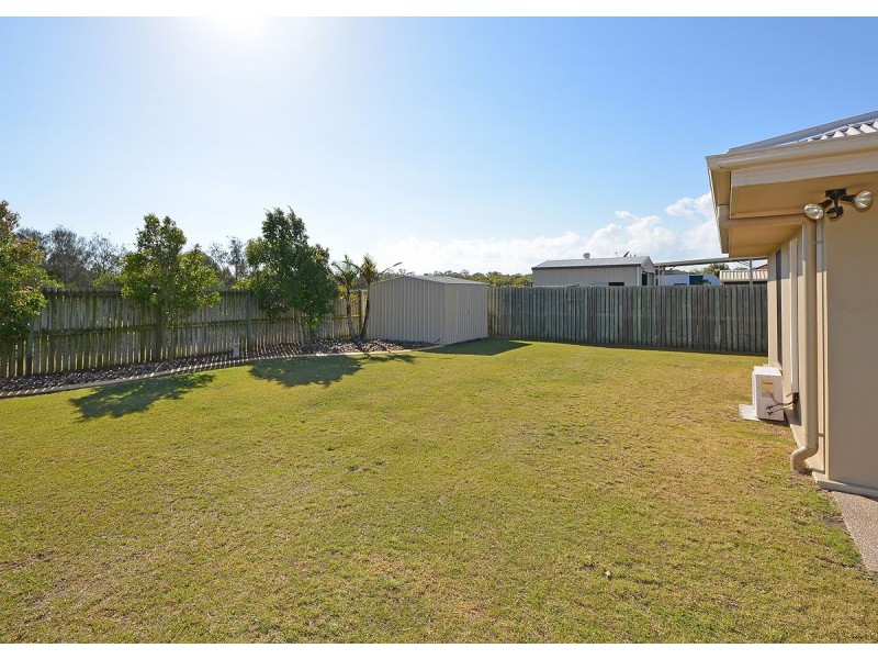 17 Kestrel Court, Eli Waters QLD 4655