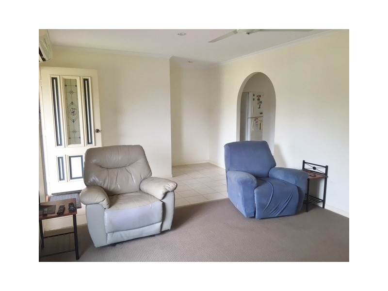 14 Sharyn Court, Point Vernon QLD 4655