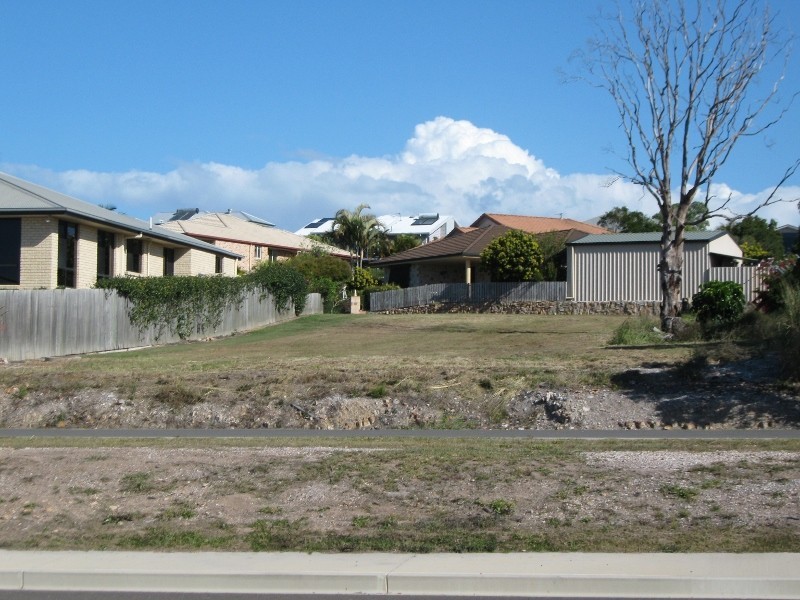 16 Baunfiend Court, Urraween QLD 4655
