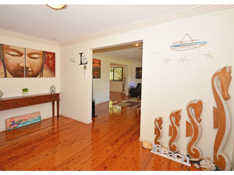 22 Meadow Drive, Dundowran Beach QLD 4655