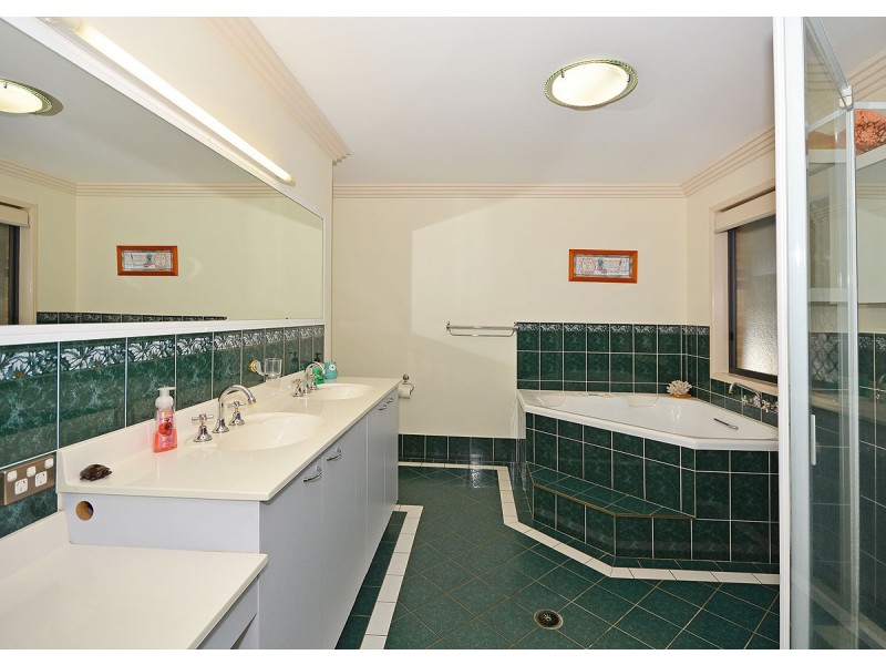 22 Meadow Drive, Dundowran Beach QLD 4655