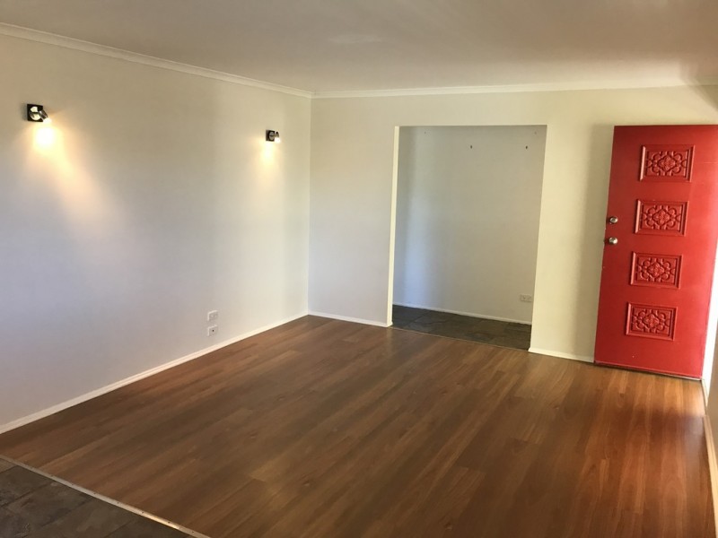 13 Paradise Street, Point Vernon QLD 4655