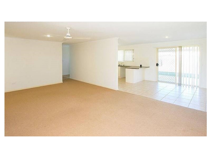 16 Kensi Court, Point Vernon QLD 4655