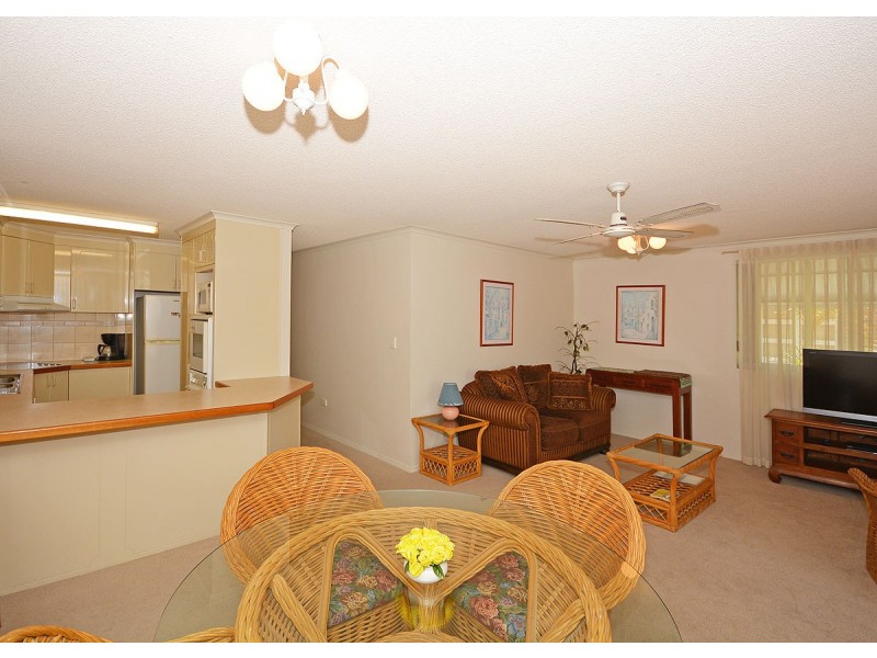 4/367 Esplanade, Scarness QLD 4655