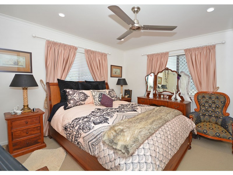 23 Beacon Road, Booral QLD 4655