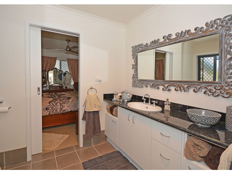 23 Beacon Road, Booral QLD 4655