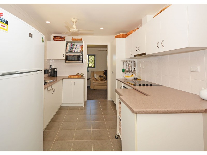 23 Beacon Road, Booral QLD 4655