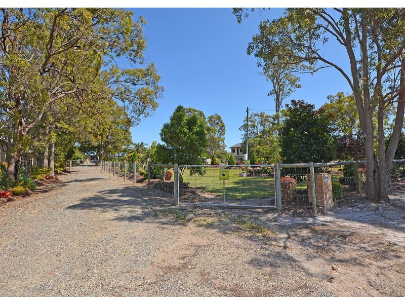 23 Beacon Road, Booral QLD 4655