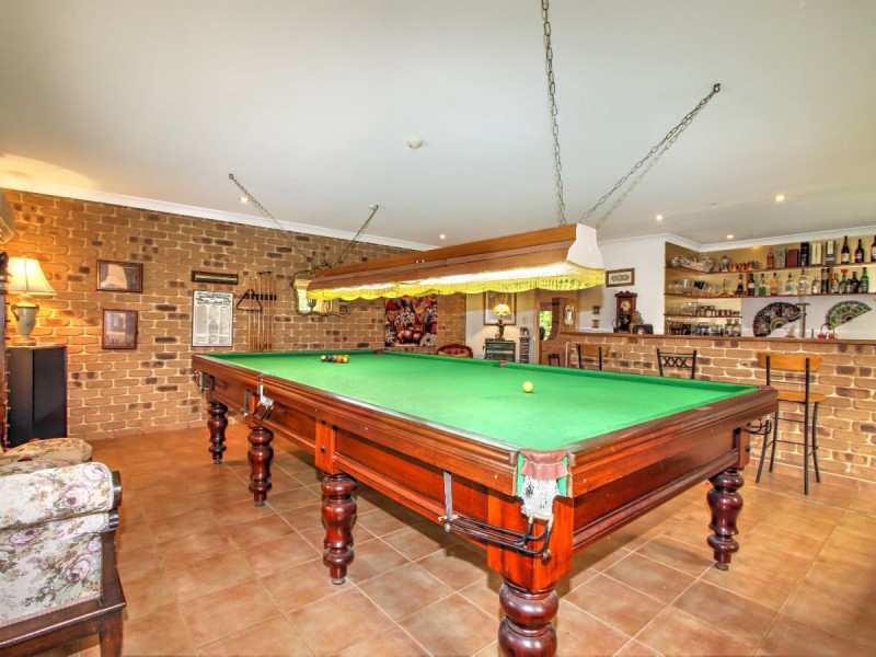 41 Shore Road East, Urangan QLD 4655