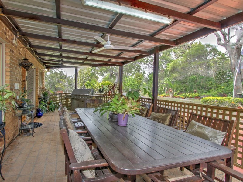 41 Shore Road East, Urangan QLD 4655