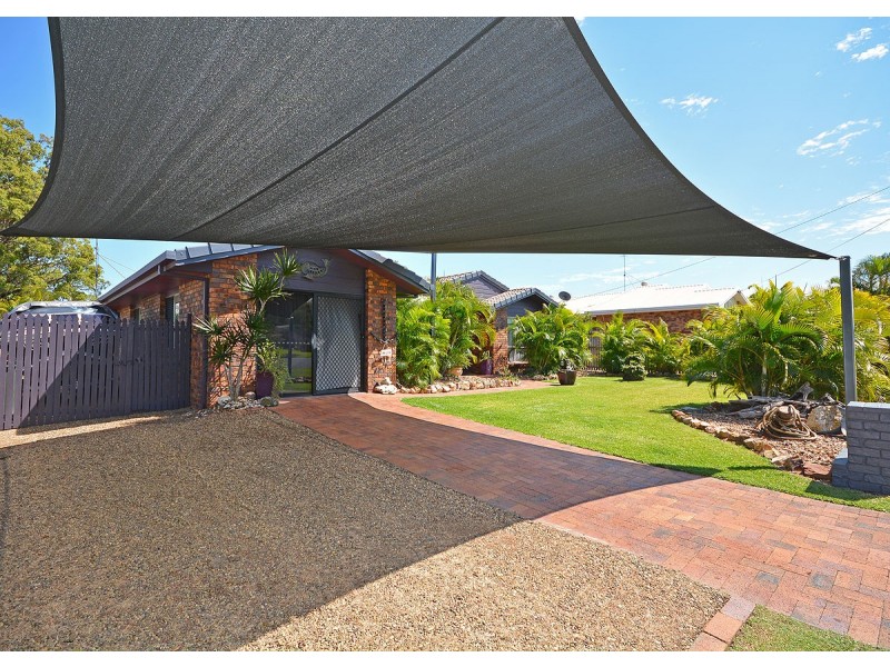 11 North Street, Point Vernon QLD 4655