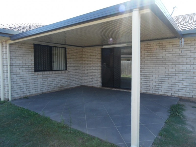 3 Pharlap Court, Point Vernon QLD 4655