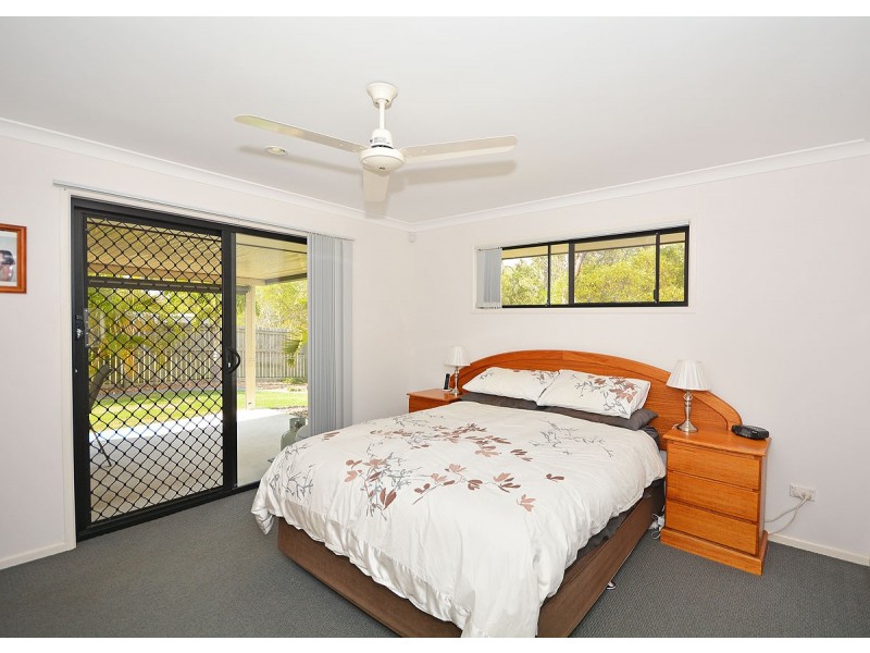 17 Bianca Court, Torquay QLD 4655