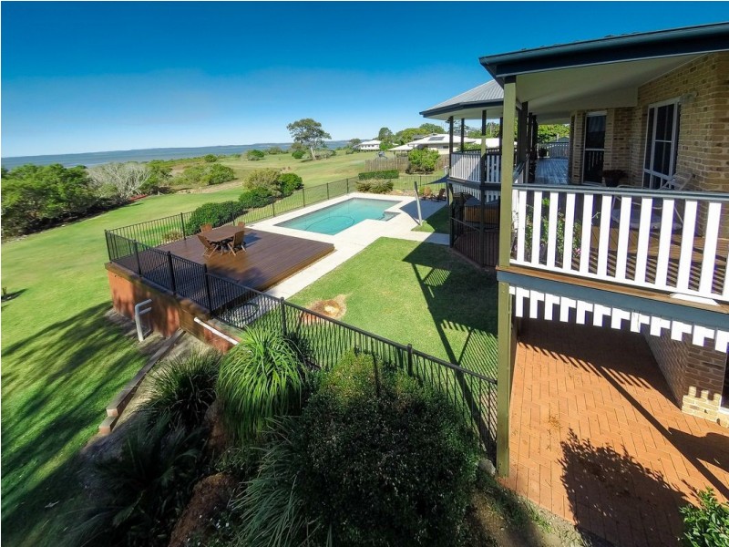 25 Francis Avenue, Booral QLD 4655