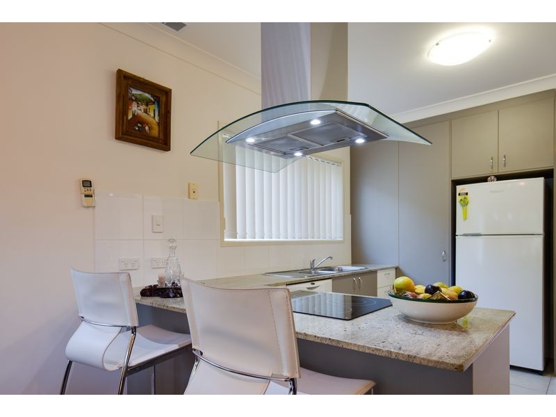 4/58 Stephenson Street, Scarness QLD 4655