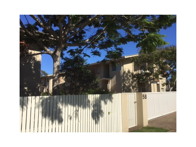 4/58 Stephenson Street, Scarness QLD 4655