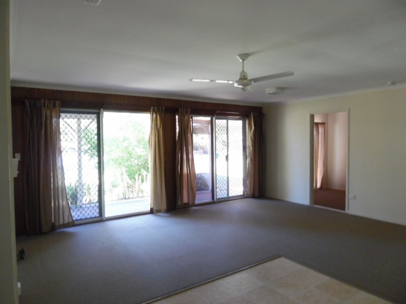 44 Garden Drive, Urangan QLD 4655