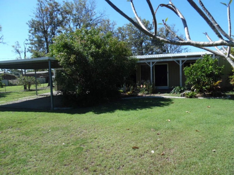 44 Garden Drive, Urangan QLD 4655