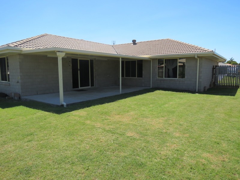 8 Redgum Court, Urraween QLD 4655