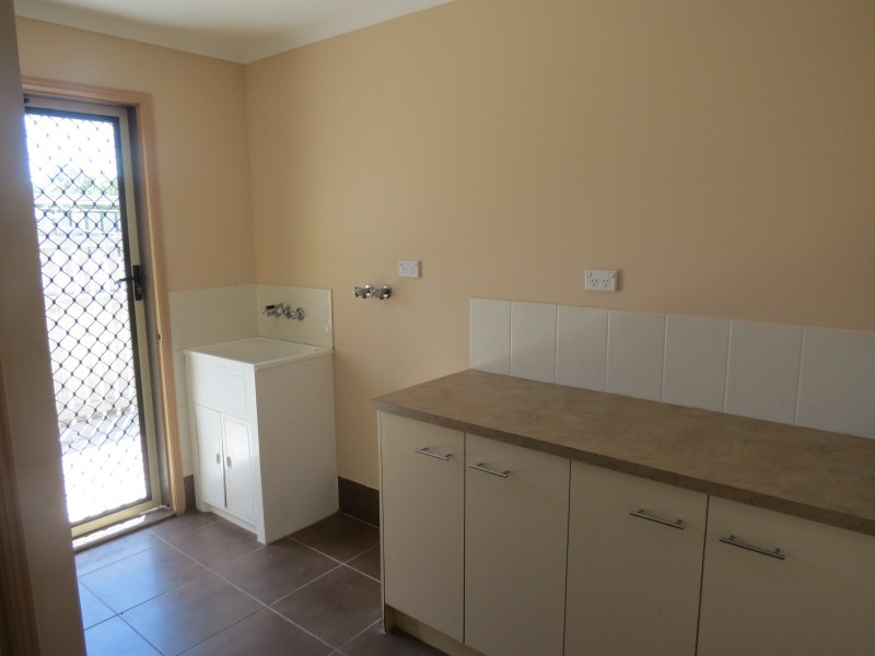 8 Redgum Court, Urraween QLD 4655