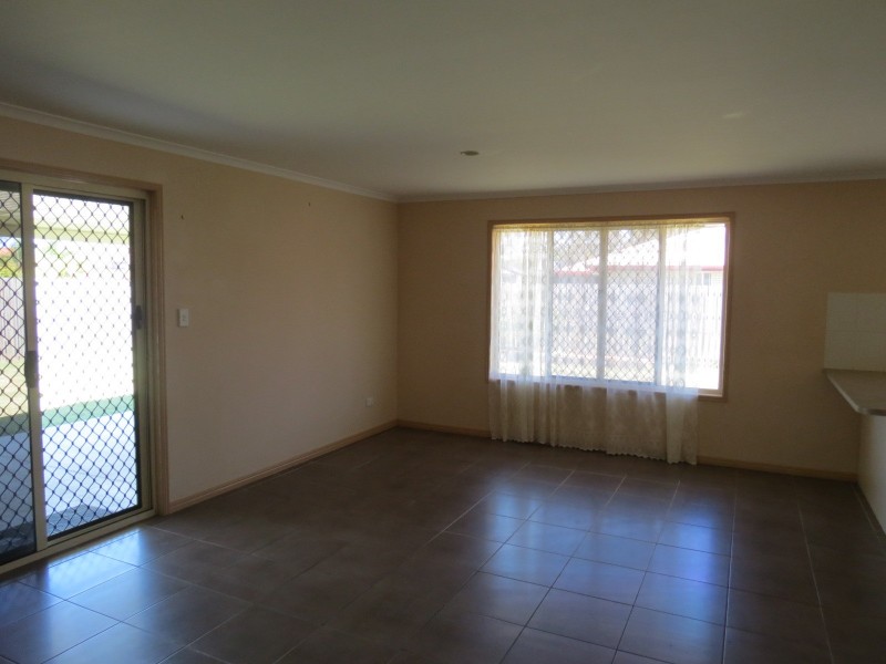 8 Redgum Court, Urraween QLD 4655